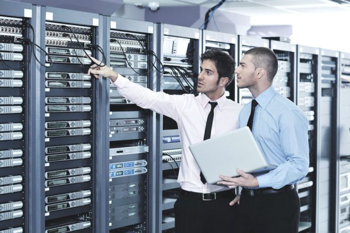 Diferența dintre gazduirea Cloud și gazduirea dedicata