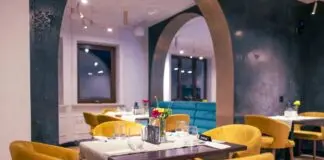 De ce le place oamenilor să mănânce la un restaurant? De ce le place oamenilor să mănânce la un restaurant
